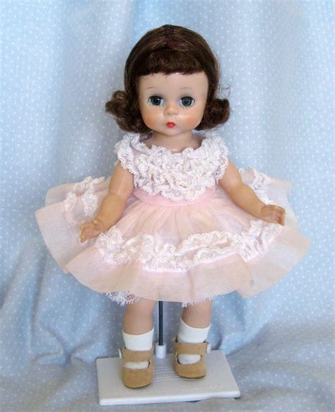 Madame Alexander Kins Bkw Wendy Vintage Walker Doll In Tagged Dress