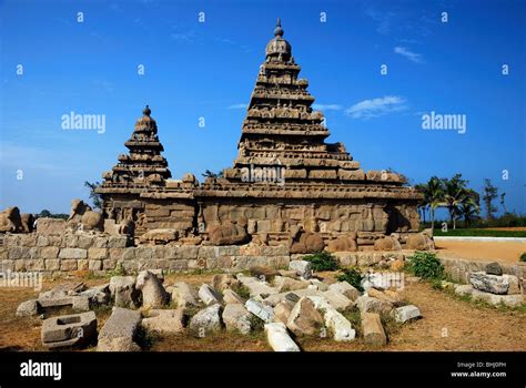 El Templo De La Orilla Fotos E Imágenes De Stock Alamy