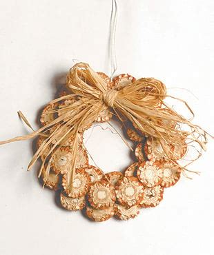 Fall wreath uses dried corn cobs