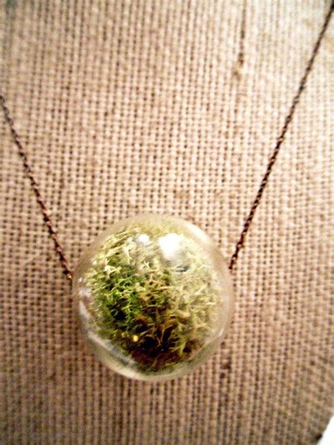 Live Moss Glass Hanging Terrarium Pendant Necklace