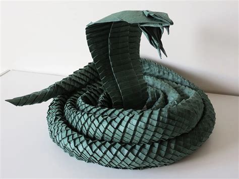 I Asped When I Saw These Incredible Origami Snakes