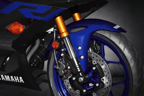 Yamaha Yzf R Precio Ficha T Cnica Y Caracter Sticas