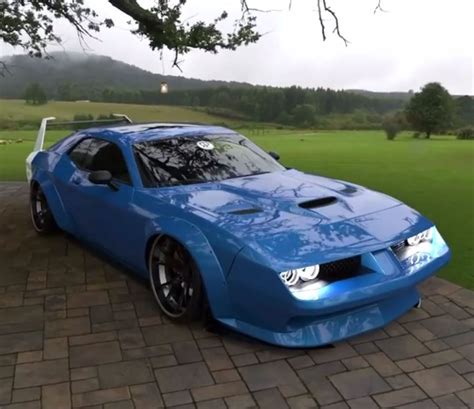 Dodge Challenger Daytona Combines Streamlining With Modern Muscle