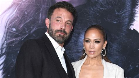 Jennifer Lopez And Ben Affleck S Latest Red Carpet Love Fest Was