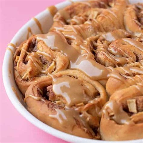 Amazing Caramel Apple Cinnamon Rolls Sweetest Menu