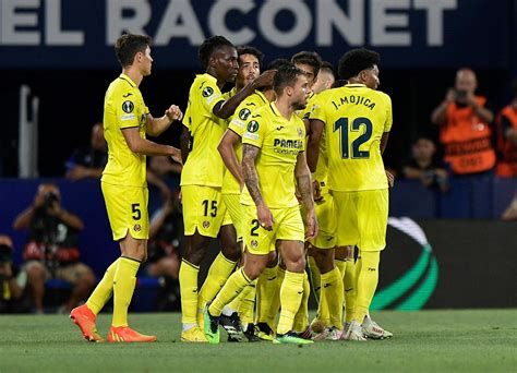 El Colombiano Johan Mojica Ingresó Al Minuto 82 En El Empate De Villarreal Ante Sevilla Por Una