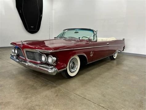 1962 Chrysler Imperial Crown | Saratoga Automobile Museum