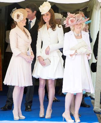 Kate Middleton Derrocha Elegancia Vestida De Alexander Mcqueen Paperblog