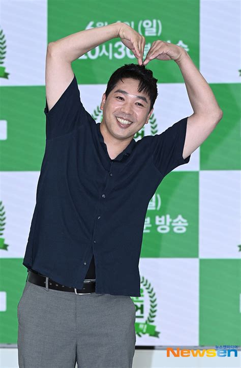 손성권pd ‘즐거운 챔피언 많이 사랑해주세요~ 포토엔hd 손에 잡히는 뉴스 눈에 보이는 뉴스 뉴스엔