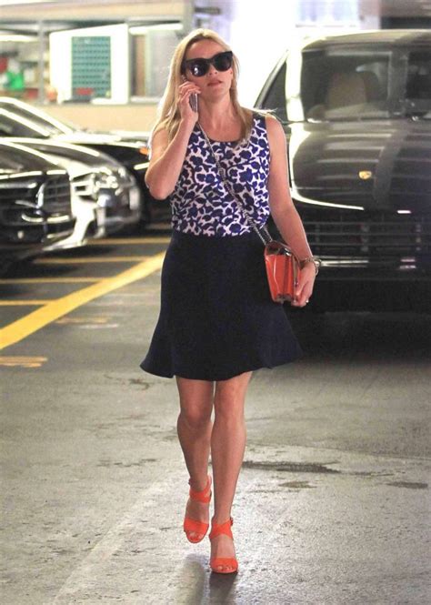 Reese Witherspoon In Mini Skirt 01 Gotceleb