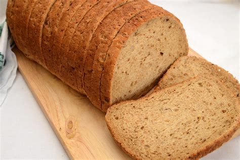 Jacksons Sliced Malted Bloomer 14 2 LBP Bakeries