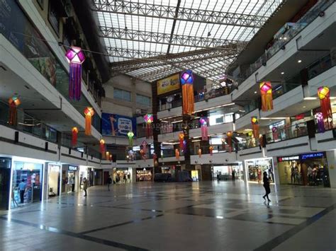 Mahagun Metro Mall Ghaziabad Best Mall Of Vaishali