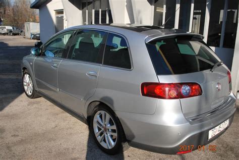 Fiat Croma Mjtd Kw U Odli Nom Stanju God