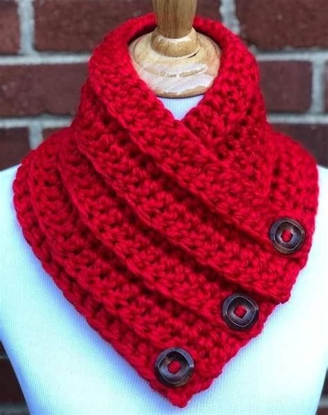 Crochet Chunky Red Cowl With Wood Buttons Super Bulky Boston Harbor