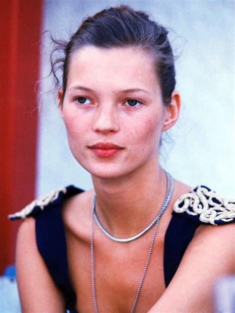 Kate Moss A Fresh Faced No Makeup Look Way Back In 1990 Fashion