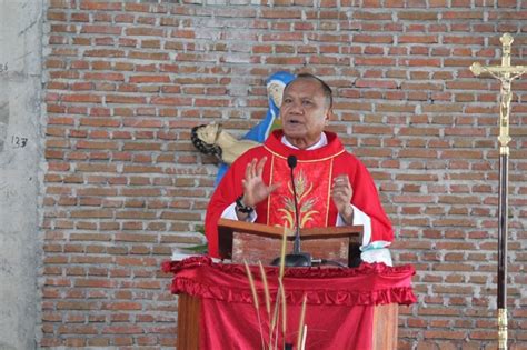 Perayaan Pentakosta Dan 100 Tahun Kwi Keuskupan Agung Makassar