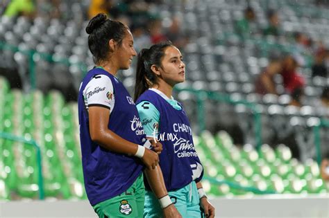 Paola Calderón 5002178 Santos Laguna vs Pumas UNAM J7 A2022 Liga