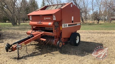 Hesston 514 Round Baler