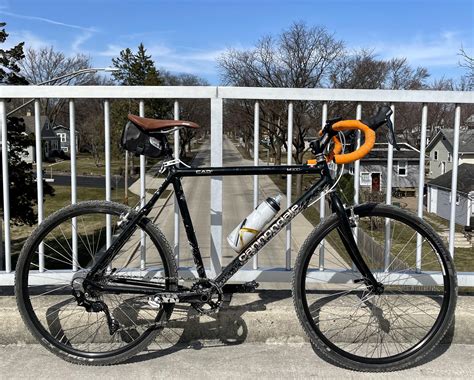 I Heard You Guys Like Bikes On Bridges Plus The Lady Got Some New Shoes R Xbiking