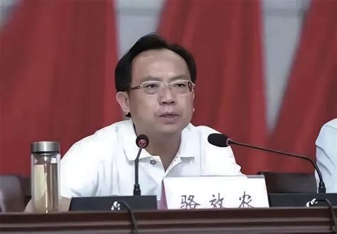 3官员落马，她被双开！他们都主动投案，曾任县委书记等职九江连珠组织