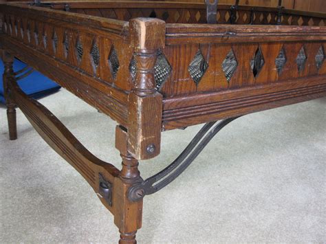 Antique Trundle Bed Instappraisal