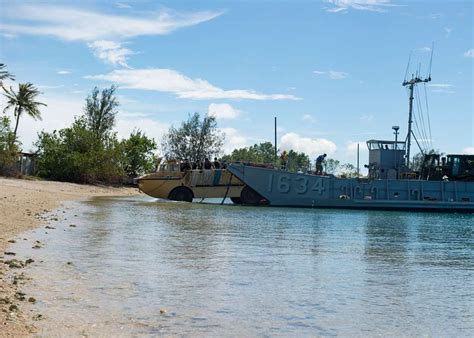 Santa Rita Guam Nov 06 2018 Landing Craft Utility Nara And Dvids