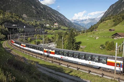 La Suisse Et L Italie En Train Panoramique Swiss Travel Pass Routes