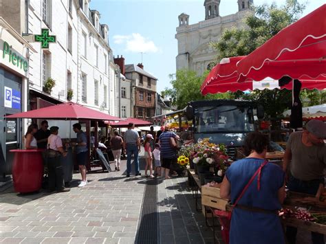 ⇒ Le Bistrot De La Place Restaurant Et Bar à Vins à Saumur