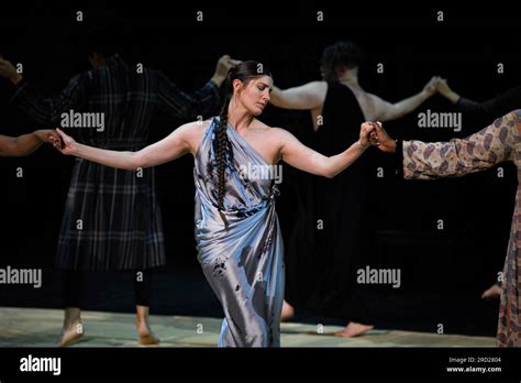 Avignon France Juillet Frances Chiaverini Danse Pendant La