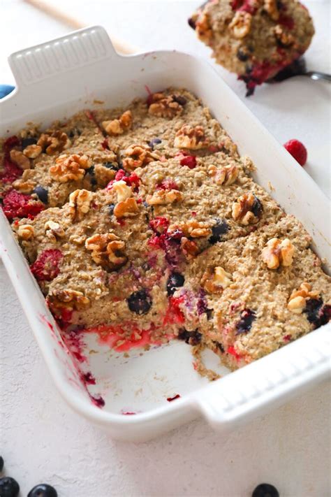 Baked Oatmeal with Berries - All Nutritious