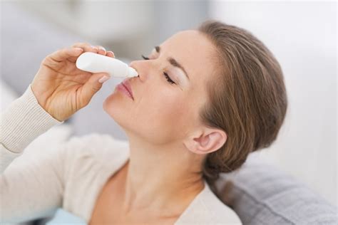 Un revolucionario spray nasal para tratar el ojo seco Clínica