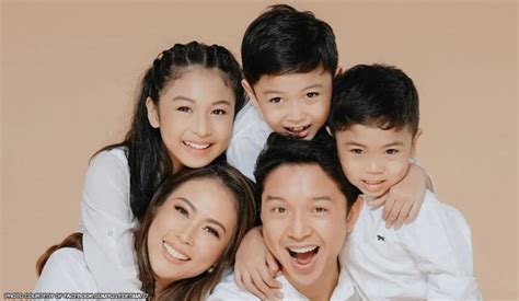 Rj Ledesma Honors Wife Vanessa On Mothers Day