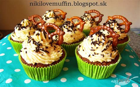 Čoko whiskey cupcakes so slaným praclíkom NajRecept sk