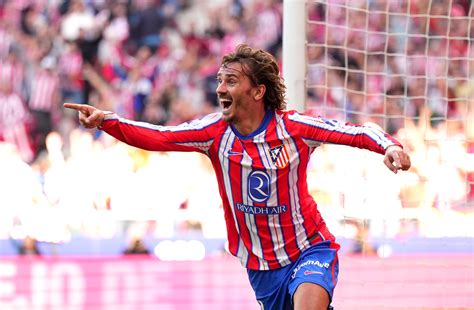 Julian Alvarez Reaches Out To Antoine Griezmann On Atlletico Madrid Future