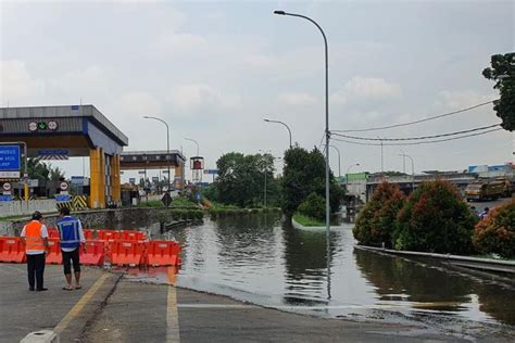 Foto Tol Jakarta Tangerang Banjir Ada Pengalihan Lalu Lintas