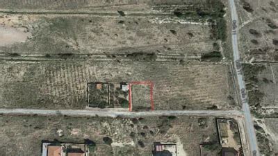 Terreno En Venta En Carrer Del Xaloc Cerca De Carrer Del Mestral En