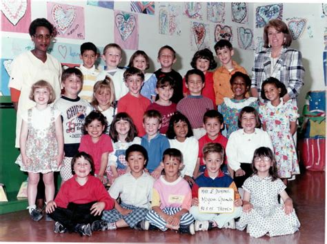 Photo De Classe Moyens Grands De 1995 ECOLE LOUIS DUMONT Copains D Avant