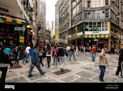 Zona peatonal en el centro de Sao Paulo Brasil Fotografía de stock Alamy