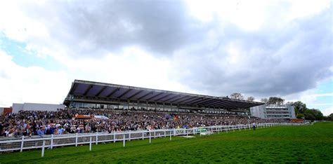 Sandown Park - Great British Racing