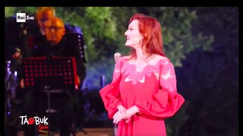 Ekaterina Bakanova Je Veux Vivre Taobuk Festival Teatro