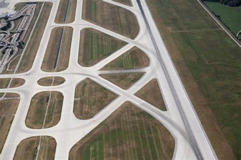 Luftbild München Flughafen Gelände des Flughafens Franz Josef Strauß