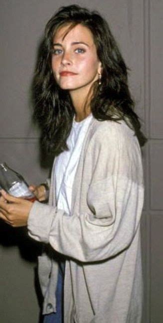 19 Unseen Photos of Courteney Cox Young - ZestVine - 2024