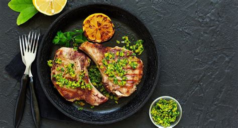 Chuletas De Cerdo En Salsa De Naranja Y Pimientos Plato Fuerte