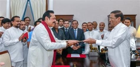 ශ්‍රී ලංකාවේ දේශපාලන අර්බුදය රනිල් වික්‍රමසිංහ පස් වන වරටත් අගමැති ධුරයේ දිවුරුම් දෙයි Bbc