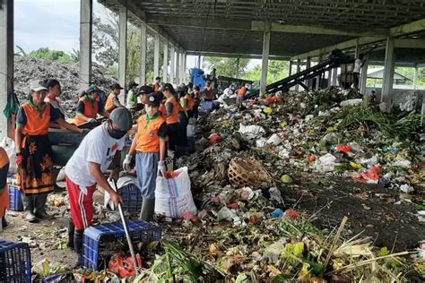 Cegah Lonjakan DLHP Klungkung Siapkan Belasan Armada Antisipasi