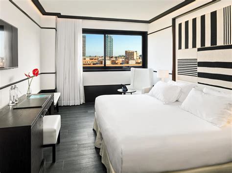 H10 Marina Barcelona, Barcelona | LateRooms.com