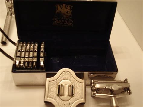 Wilkinson Sword 7 Day ‘empire’ Razor Set The Original Safety Wilkinson Sword Razor