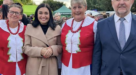 Samorządowe Dożynki powiatu starogardzkiego w Bolesławowie Magdalena