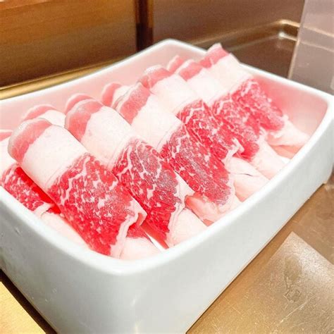 HAIDILAO HOT POT TUNJUNGAN PLAZA Surabaya Restaurant Reviews Photos Phone Number