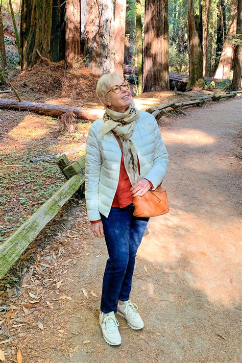 What To Wear For Winery Tours une femme d un certain âge